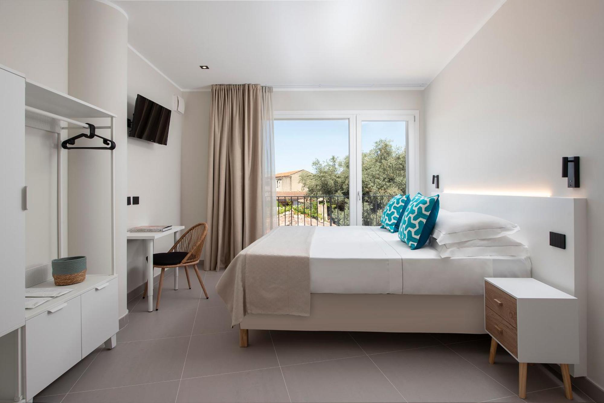 Mem Lodge And Suite Pula Buitenkant foto