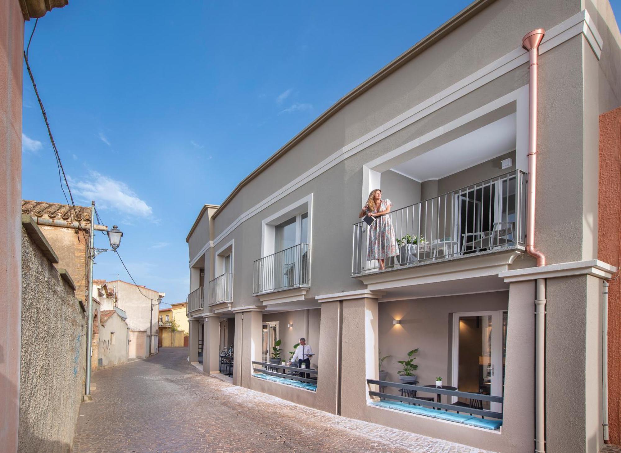 Mem Lodge And Suite Pula Buitenkant foto